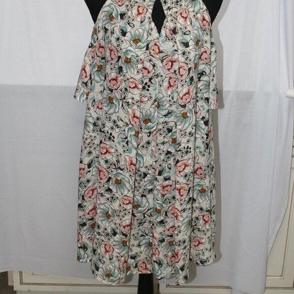 Umgee USA Peek-A-Boo Sleeve Floral Dress - Picture 8 of 8